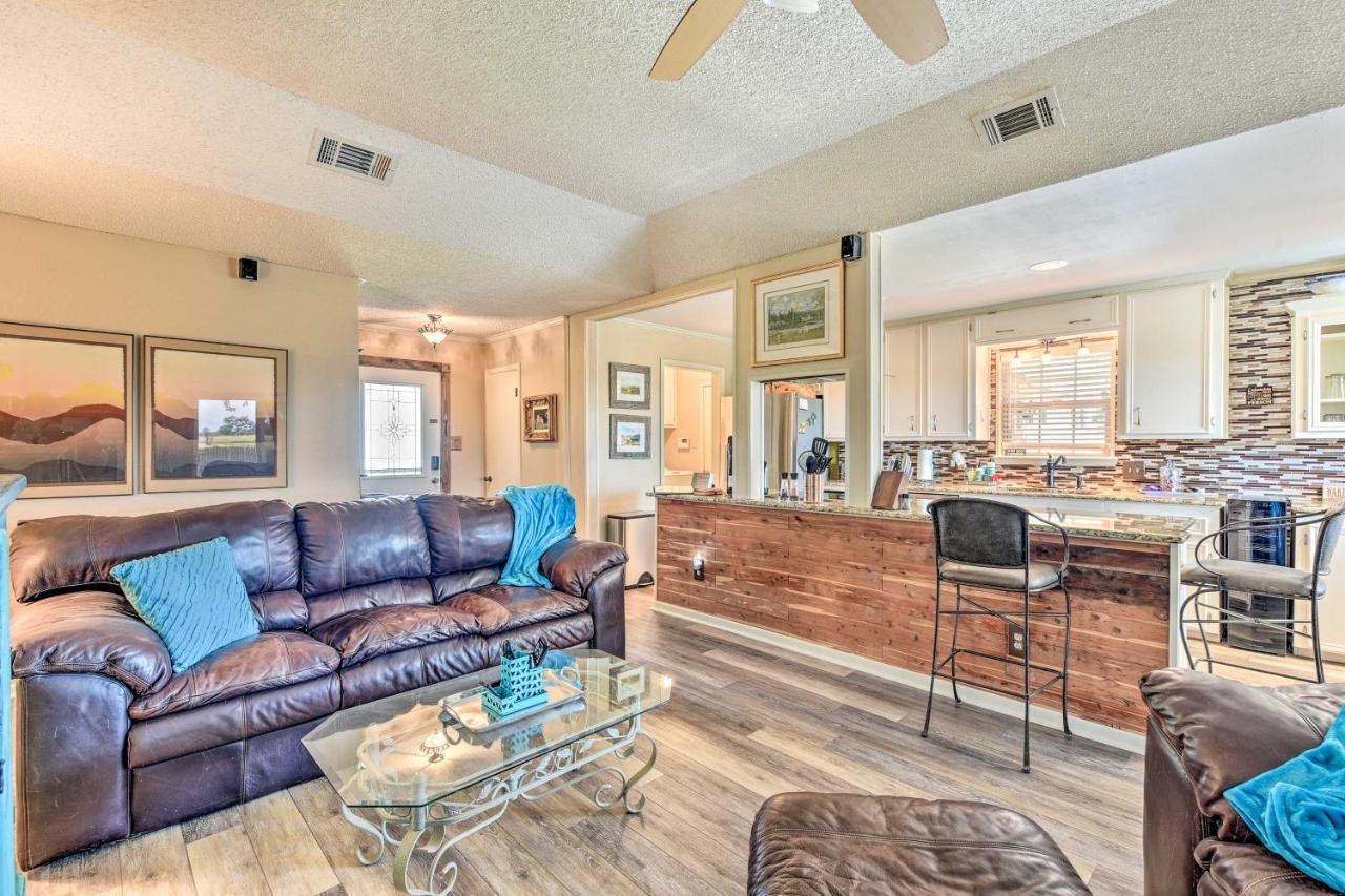 Abilene Home with BBQ & Pvt Yard, 1 Mi to ACU! Dış mekan fotoğraf